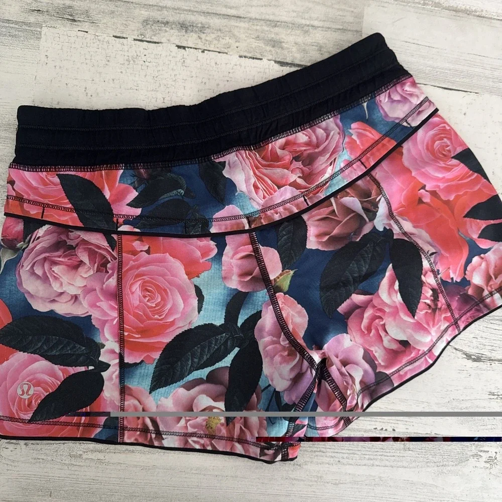 Lululemon Secret Garden Rose Floral Pink Black Tracker Shorts Size 2 RARE HTF